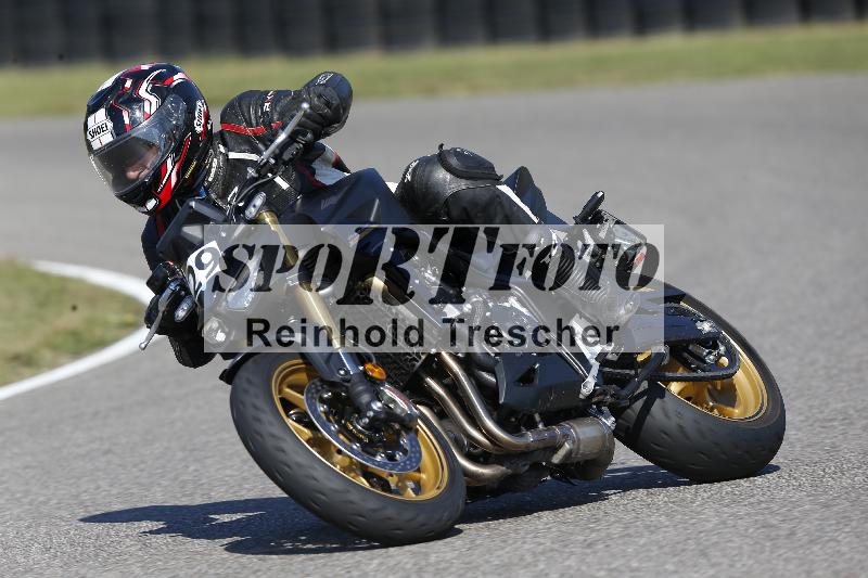 Archiv-2025/49 26.08.2025 Cornu Master School ADR/blau-bleu/29